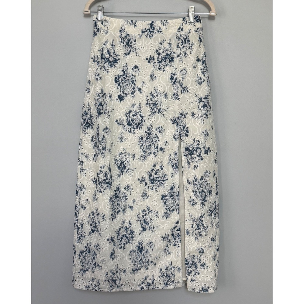 Lalavon Floral Eyelet Midi Skirt Embroidered Ivory Blue Side Zip Size Medium